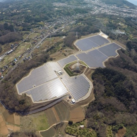 黒岩知事が「メガソーラーの真髄を体現」と論評、神奈川県中井町に10MWが竣工
